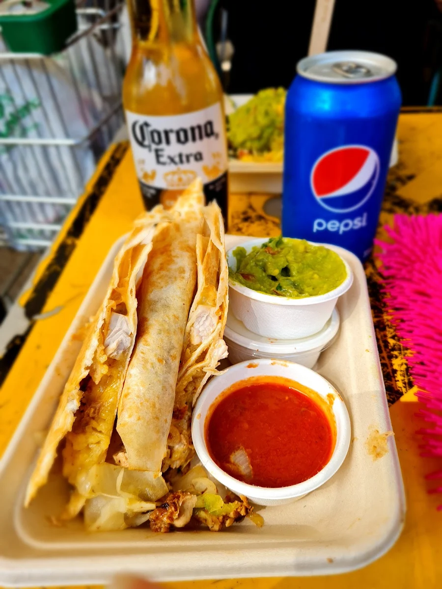 Quesadilla Chicken, Mad Mex Rouse Hill
