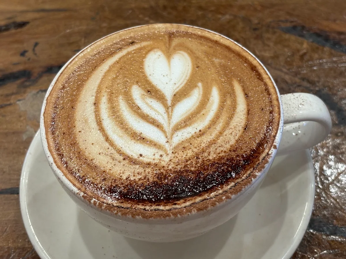 Flat White, Pickle in the Middle