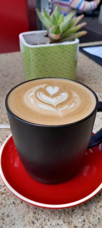 Flat White, Darren's Small Bar