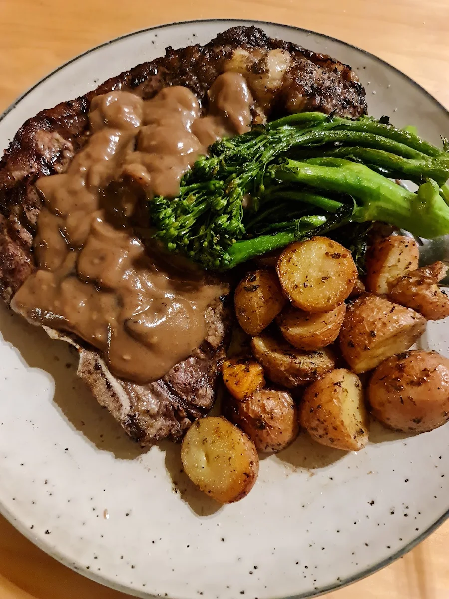 T Bone, Riviera Bar & Grill