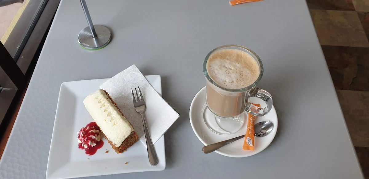 Highlights, Peterson’s Blue Lime Cafe & Deli