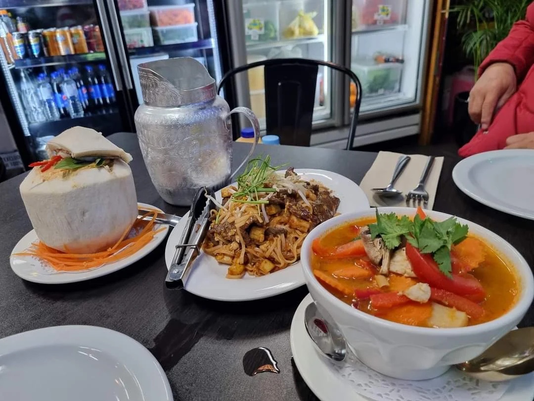 Highlights, Thai Restaurant and Cafe
