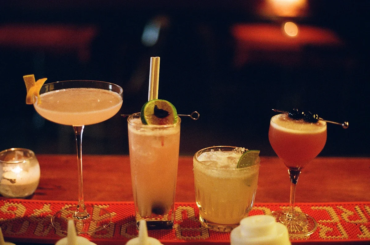 Highlights, Back Bar 77
