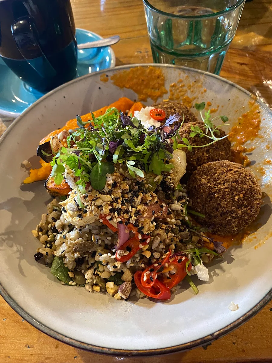 Falafel Bowl