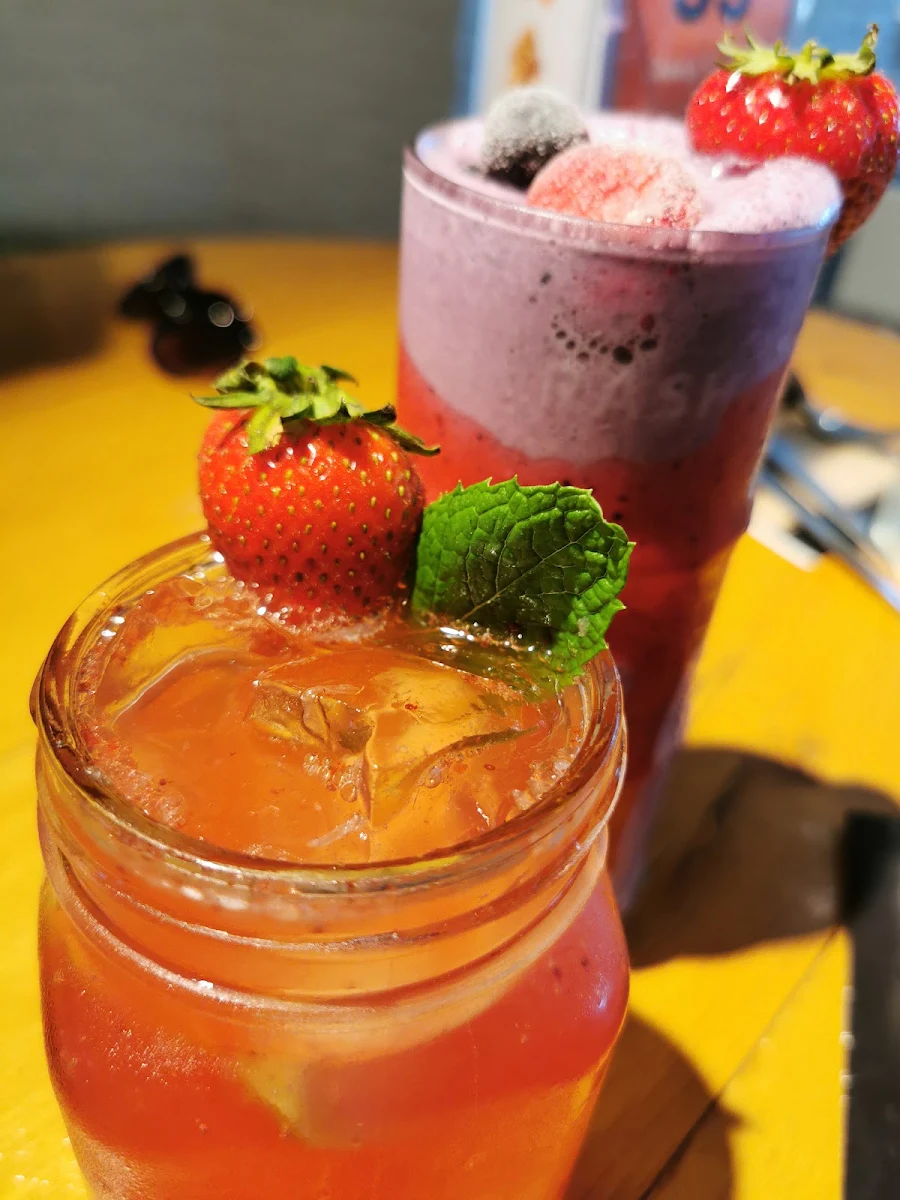 Strawberry Lemonade, RASHAYS - Top Ryde