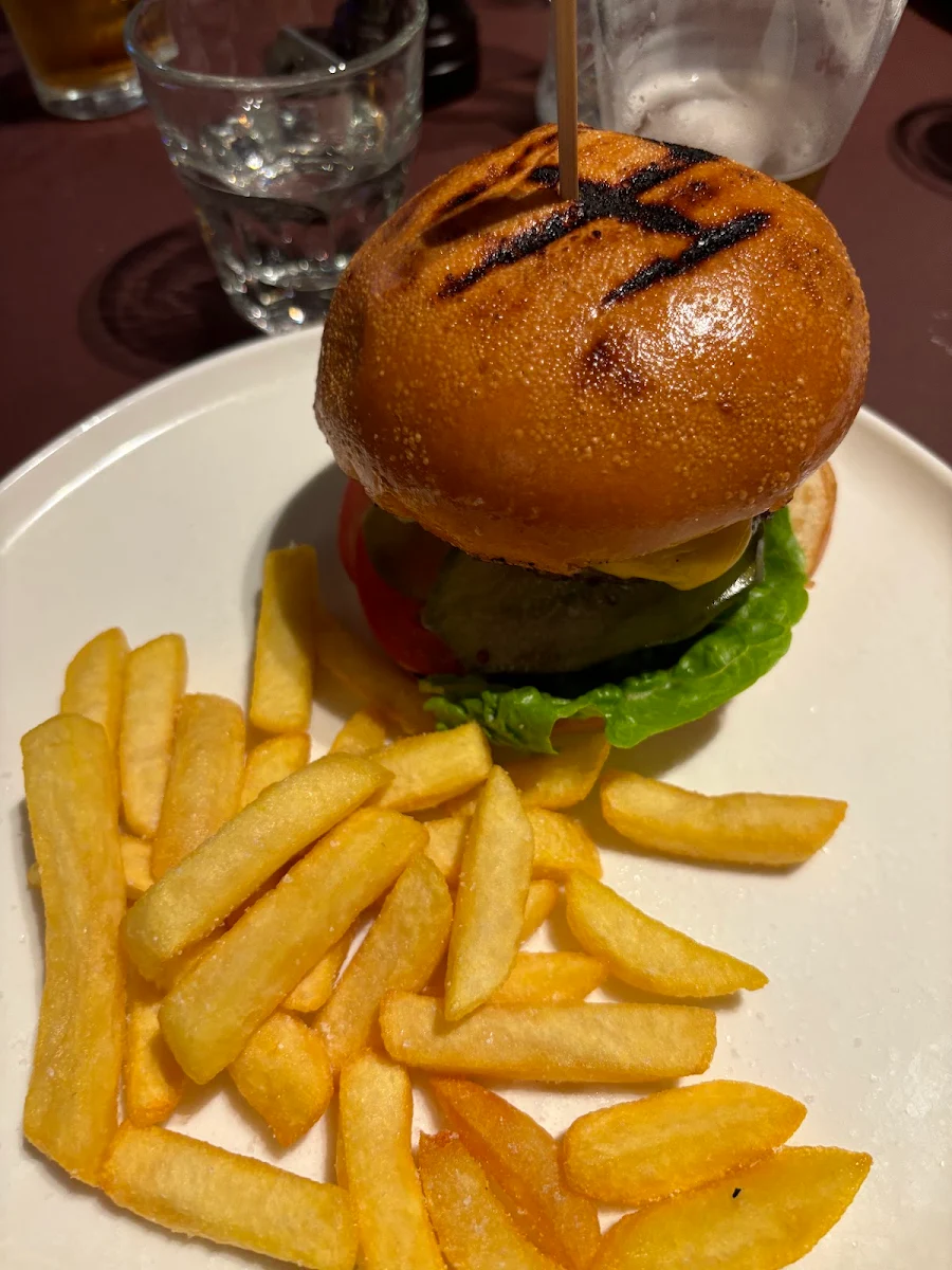 Cheeseburger, Rising Sun Hotel South Melbourne