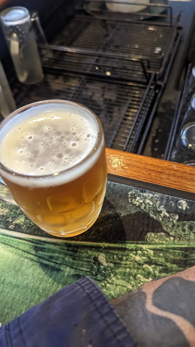 Melbourne Bitter, Rising Sun Hotel South Melbourne