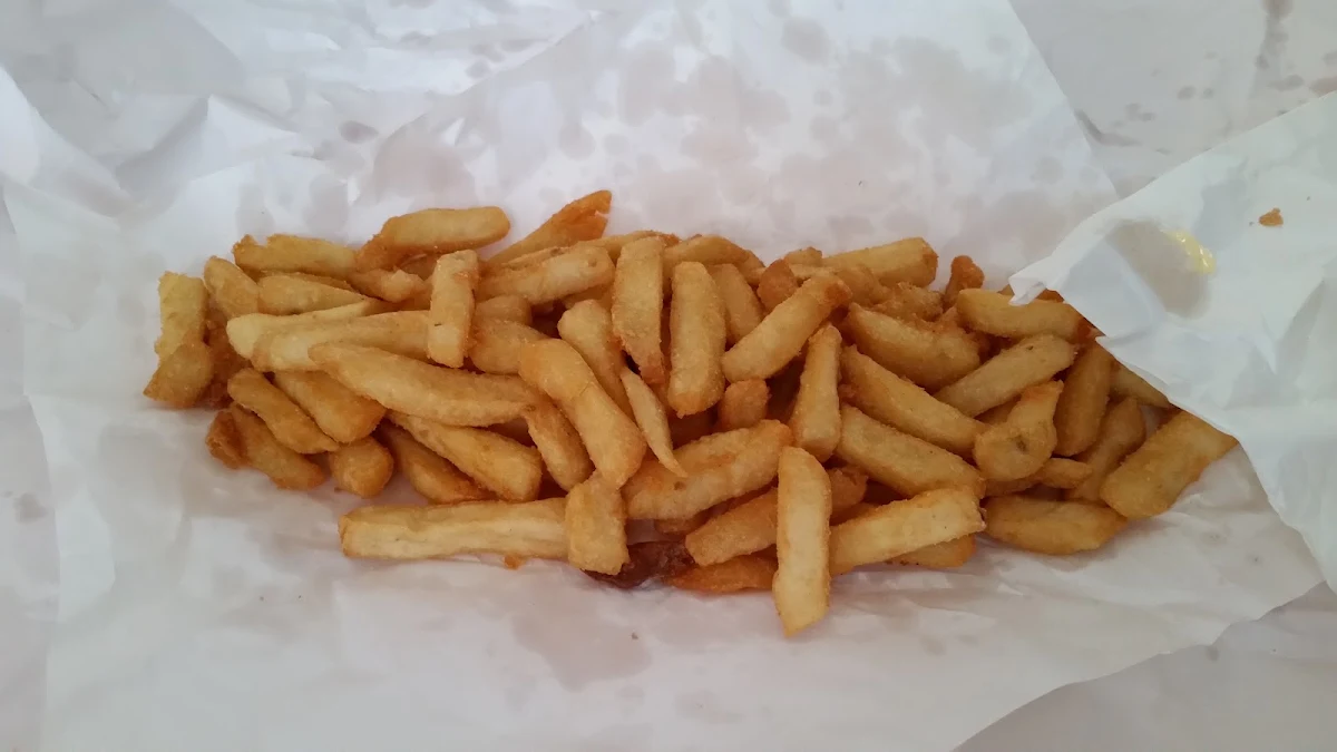 Highlights, Samo's Fish Bar