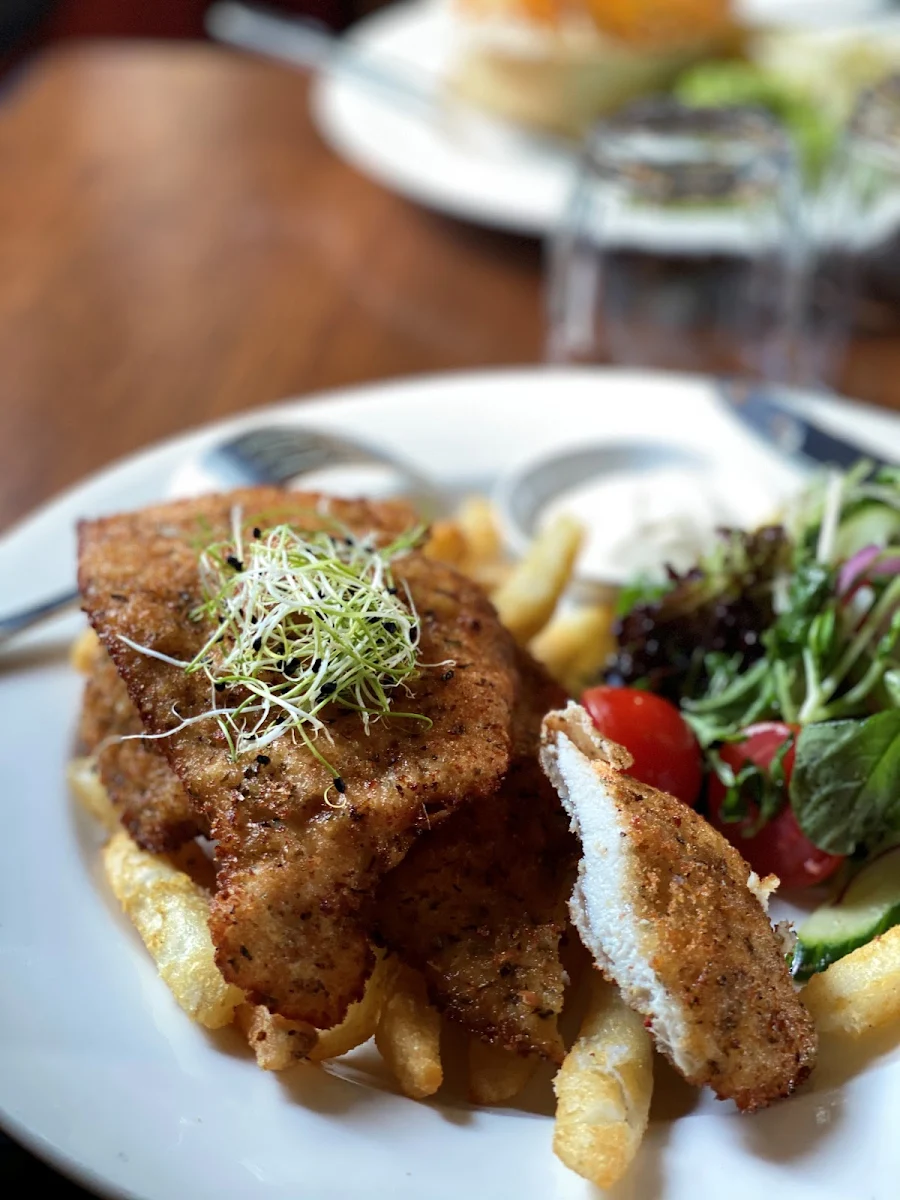 Lomemade Chicken Schnitzel