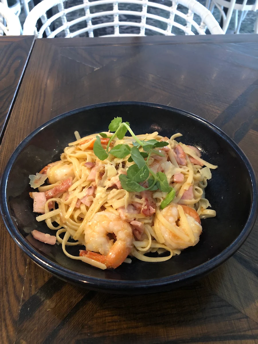Chilli Prown Linguinis, Edgeworth Tavern