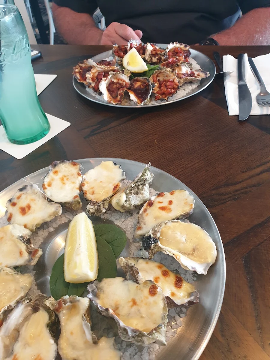 Oysters, Edgeworth Tavern