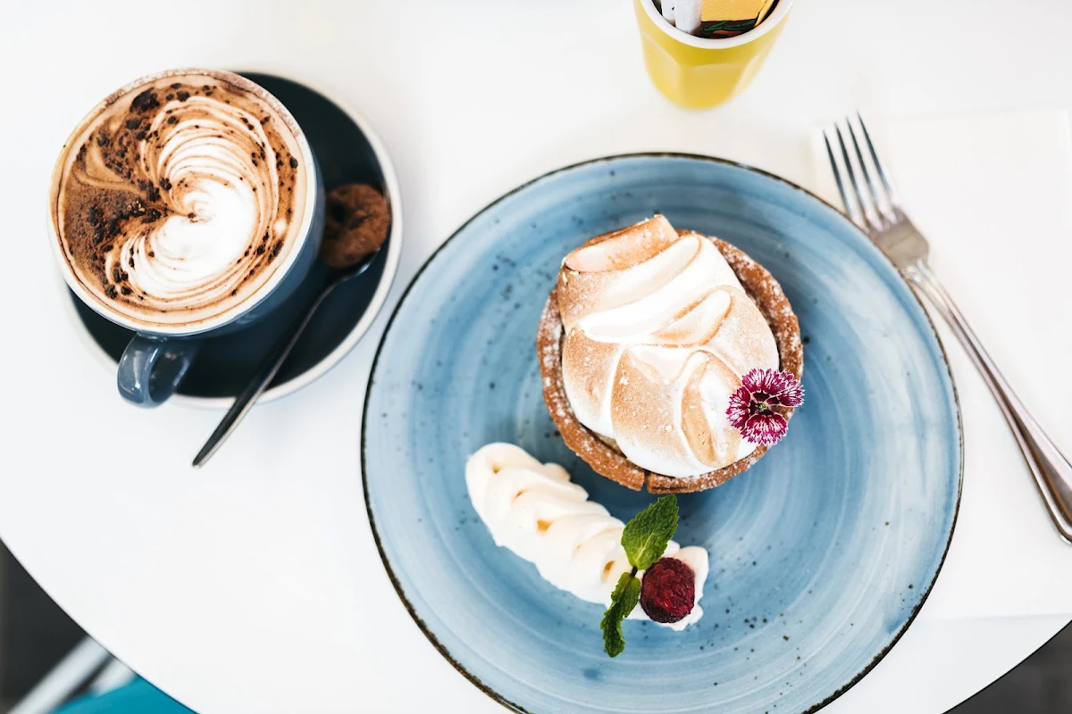 Highlights, HOTA Café