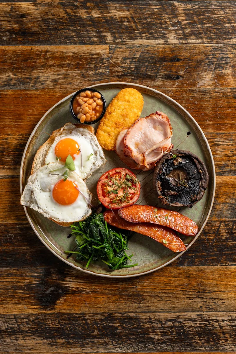 Mushroom Spinach Tomato Hashbrown Extra Egg Baked Beans