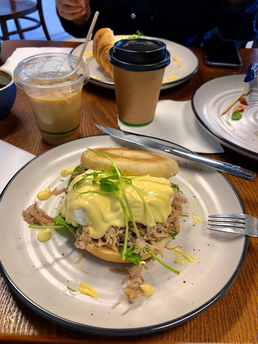 Pulled Pork Benny