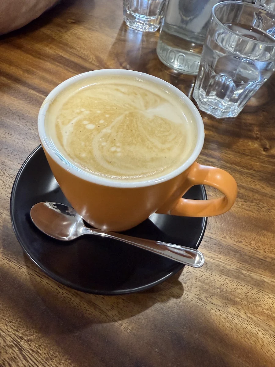 Flat White, Theo’s Greek Cakes