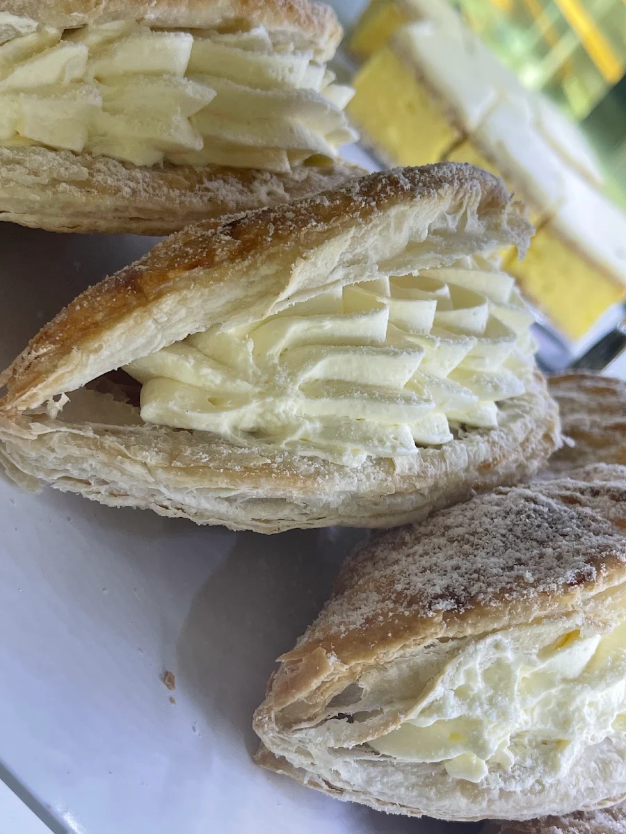 Highlights, RIVER BAKER CAFE
