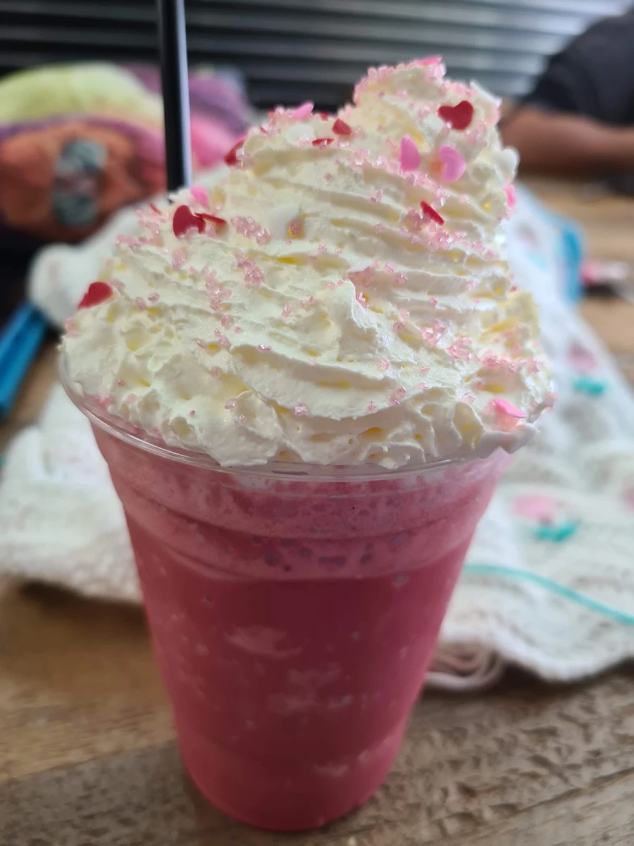 Highlights, Lisa's Willow Tree Cafe