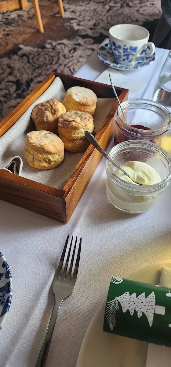 Highlights, Harvest Restaurant