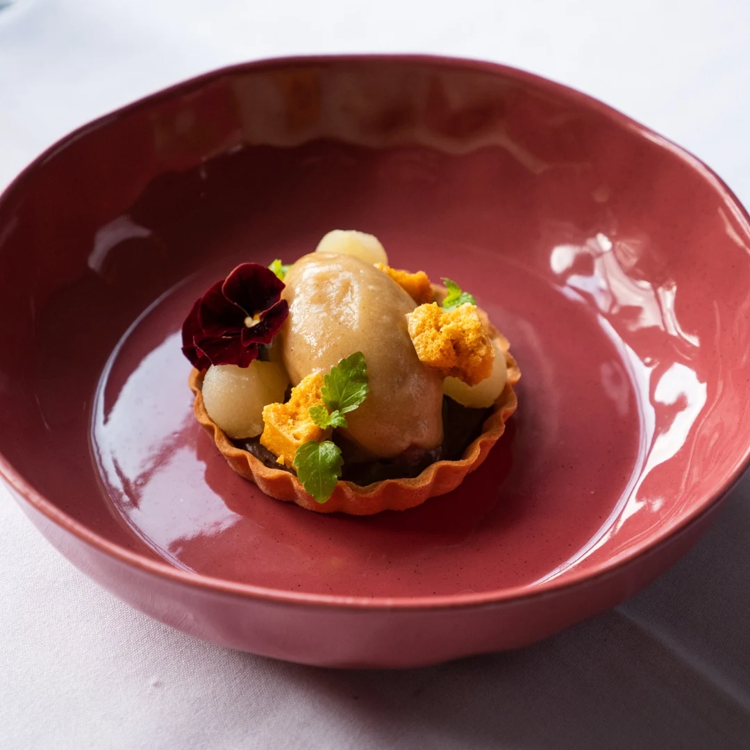 Highlights, Harvest Restaurant