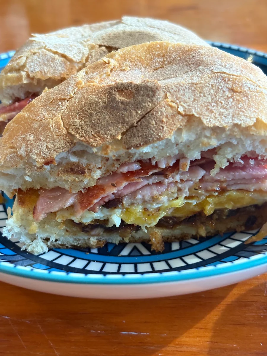 Bacon & Egg Roll