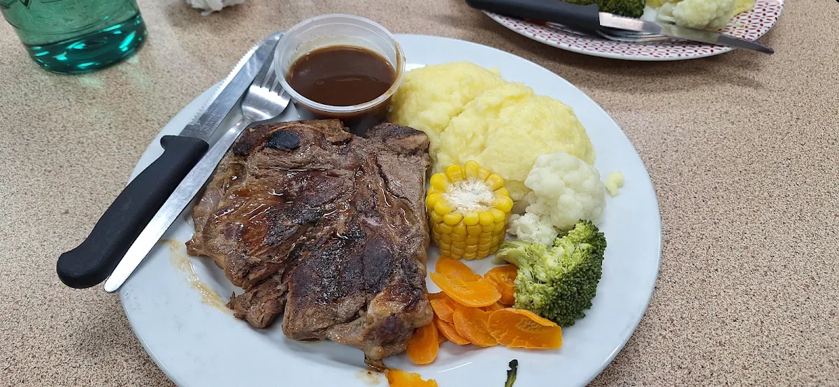 Highlights, Kempsey Fast Food
