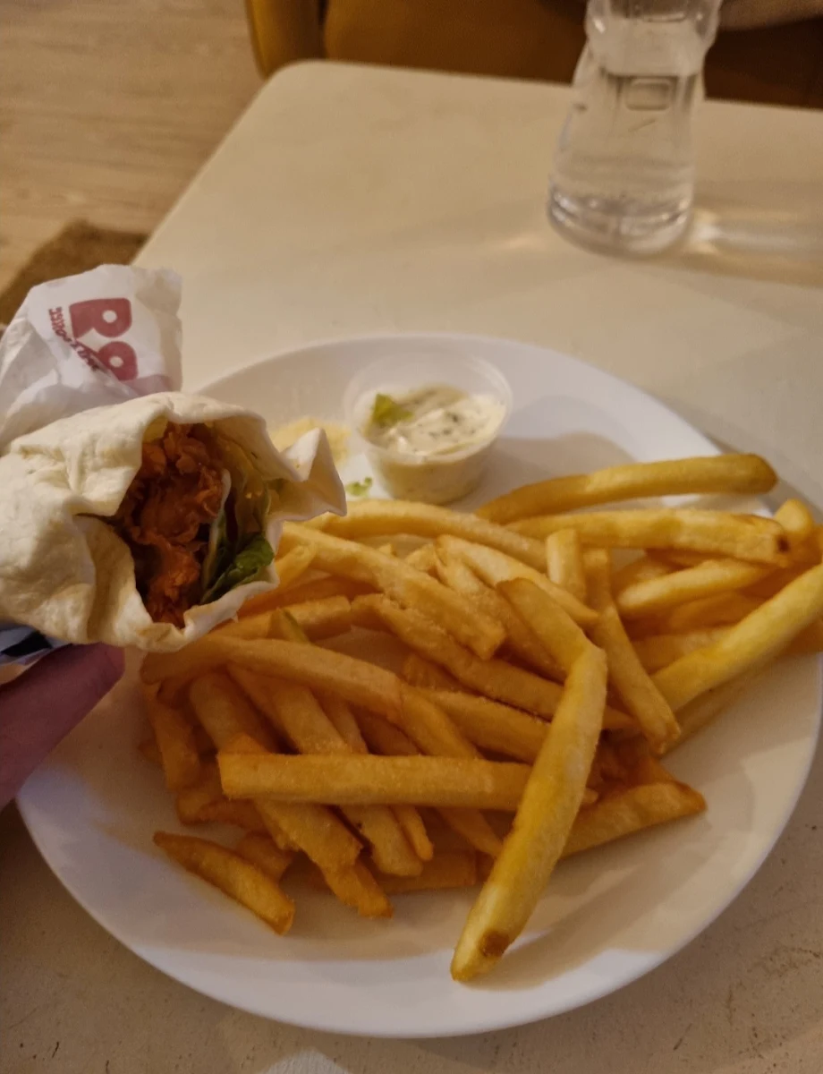Highlights, Red Rooster Pakenham (Cardinia Lakes)