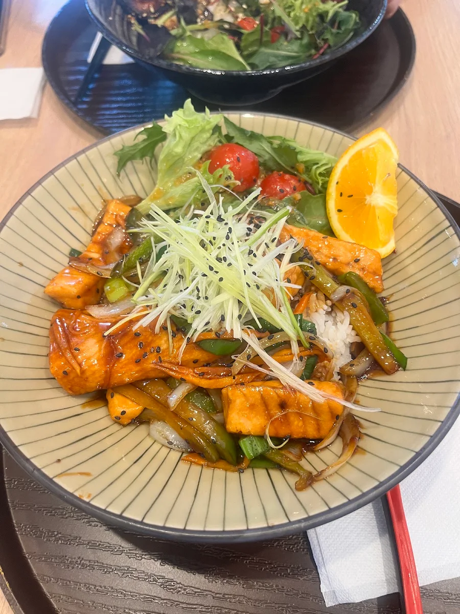 Highlights, Sushi Regal