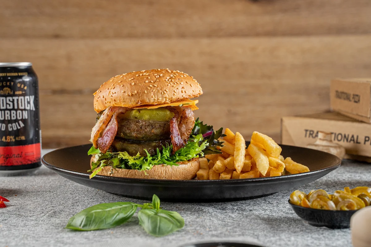 Burger, The Pizza Hot Spot - Pizza near Corio Vic