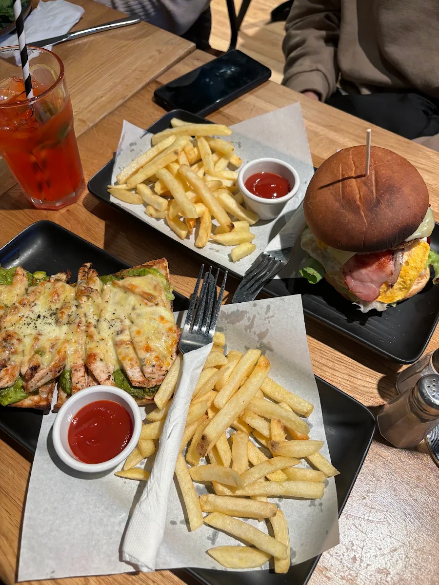 Chicken Pesto Melt
