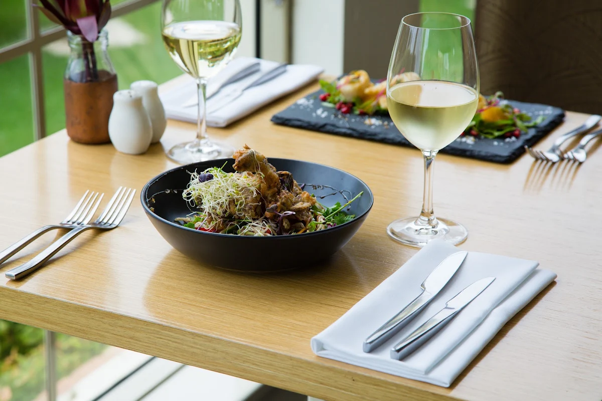 Highlights, Hovell Bar & Grill Albury