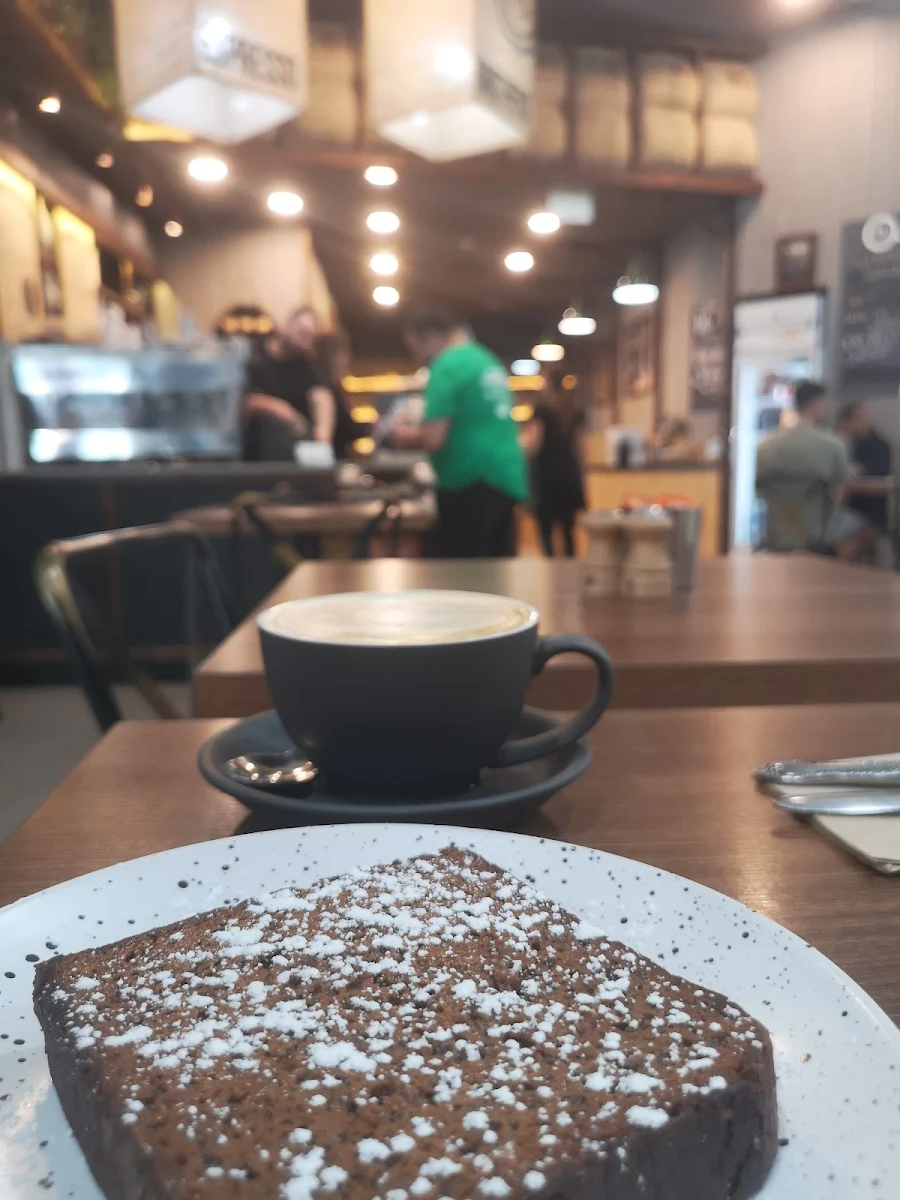 Flat White, Espresso Brothers