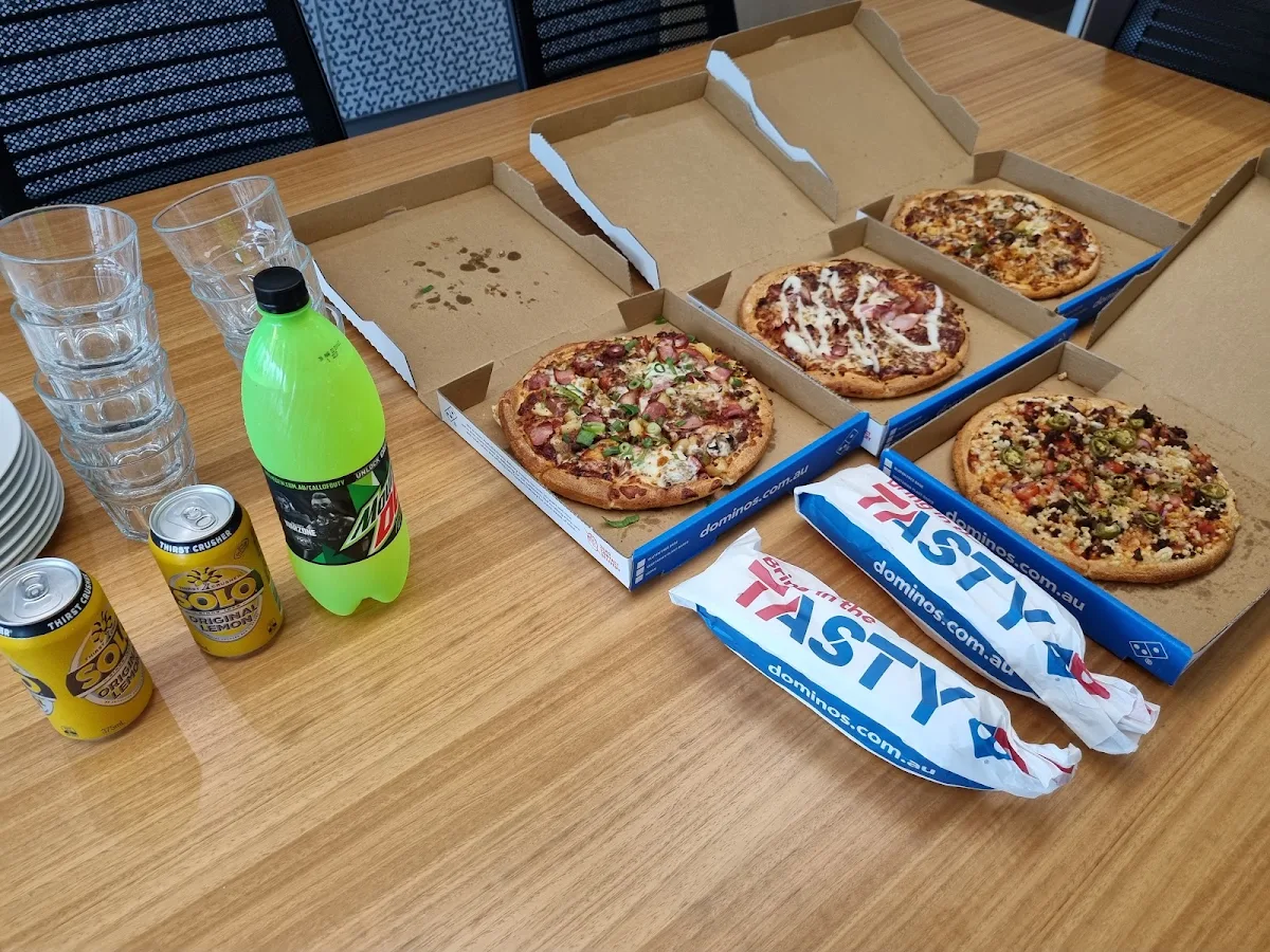 Highlights, Domino's Pizza Forest Lake
