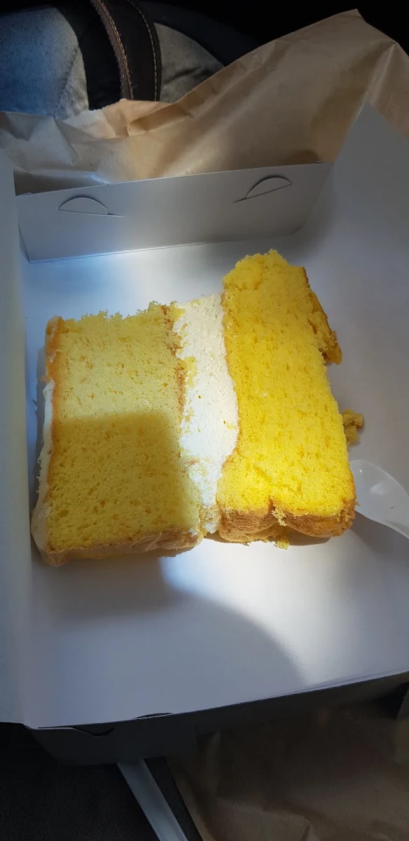 Passion Fruit Sponge Cake