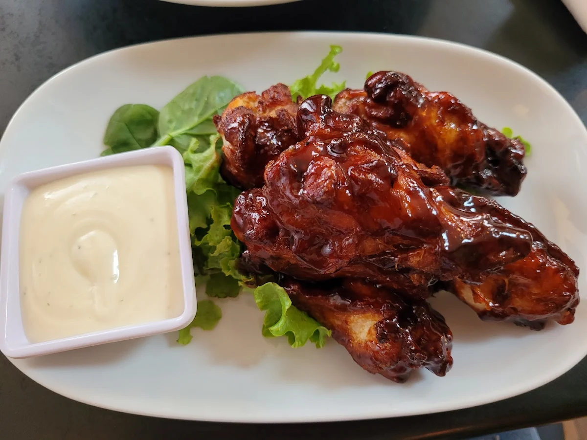 Chicken Wings, The Cooma Hotel