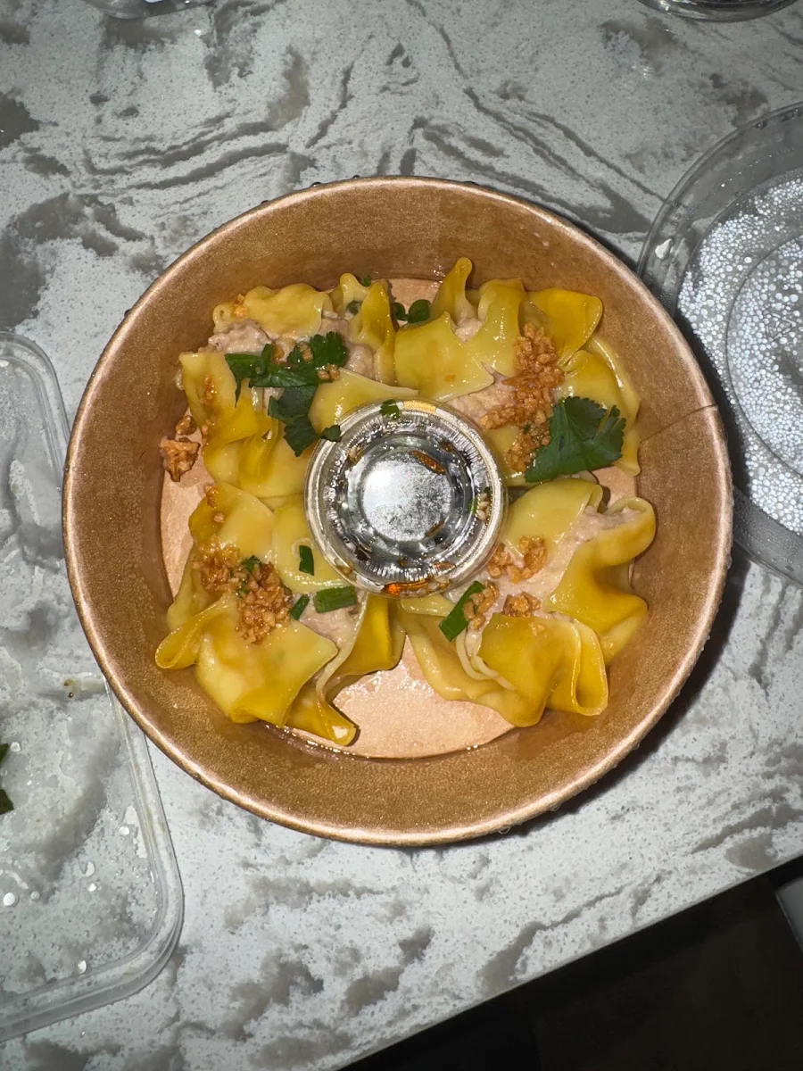 Highlights, Karen Lady House Restaurant