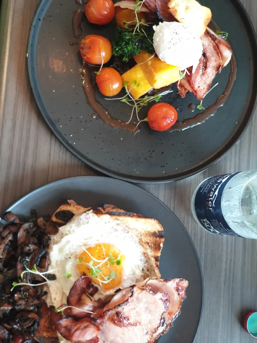 Short Rib & Egg