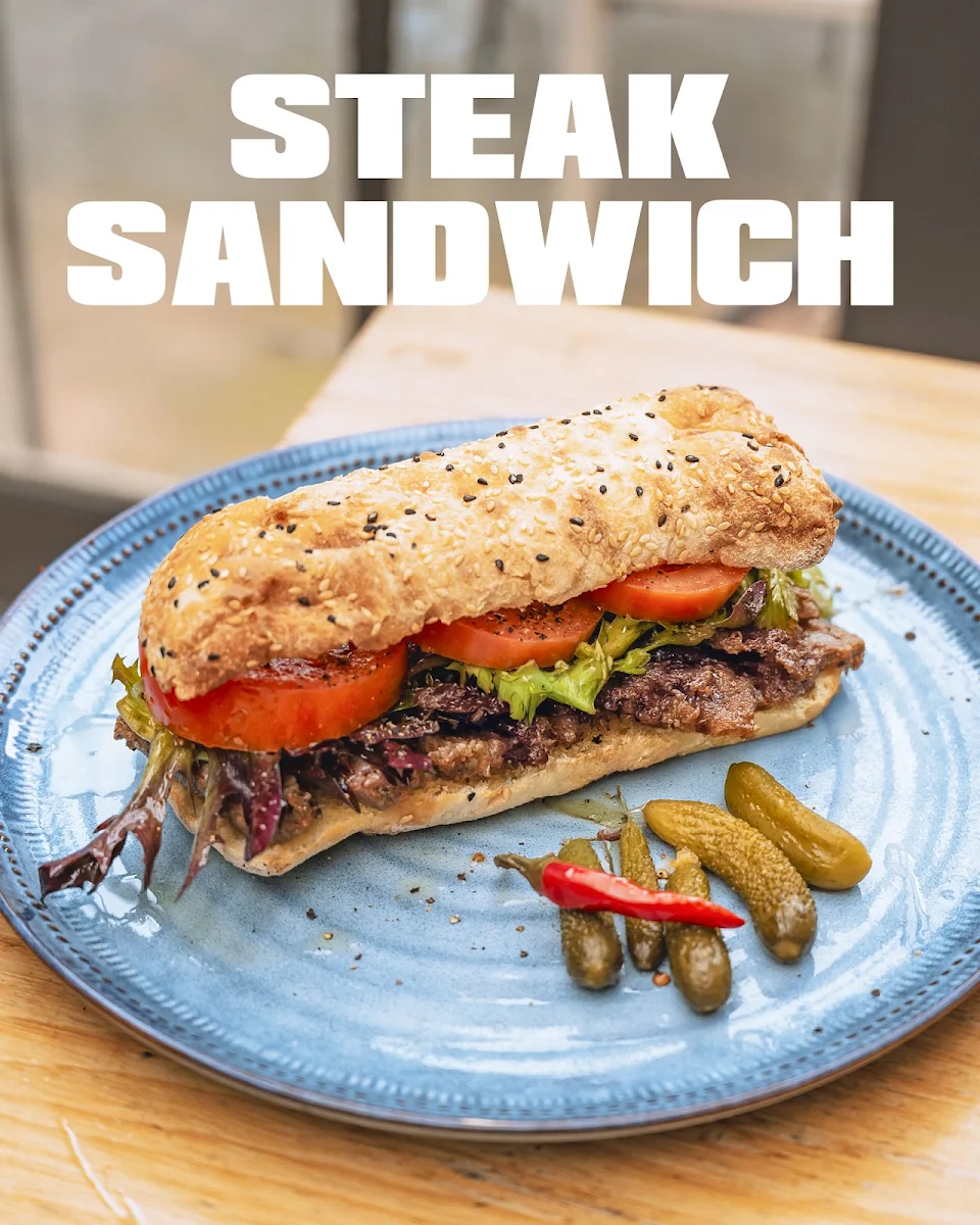 Steack Sandwich, The Old Dog Cafe