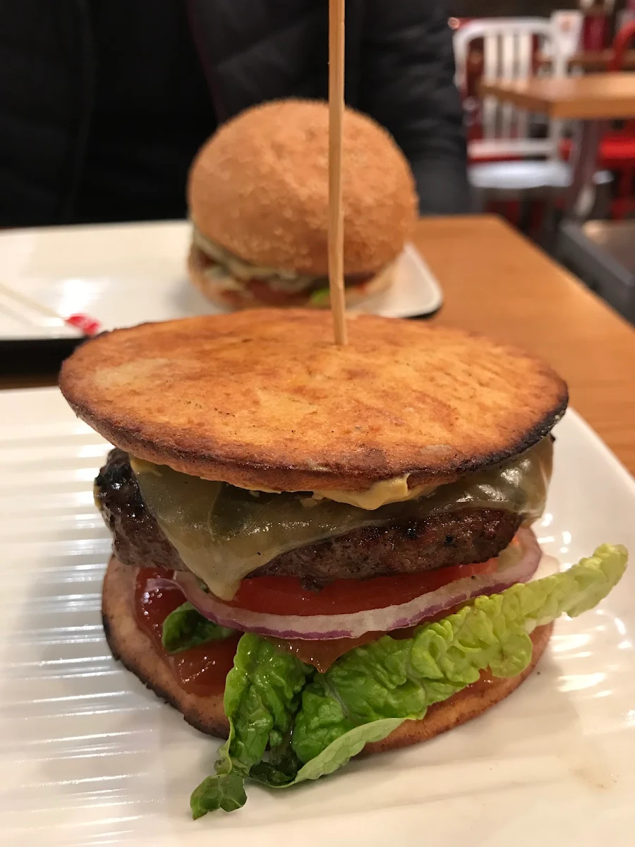 Buns, Grill'd Burgers - Melbourne Central