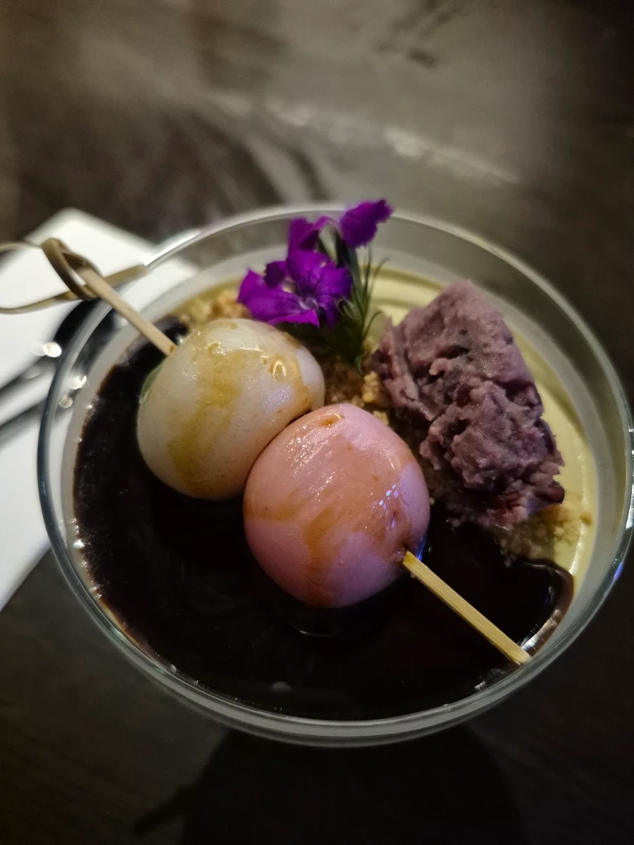 Highlights, Charm Eatery