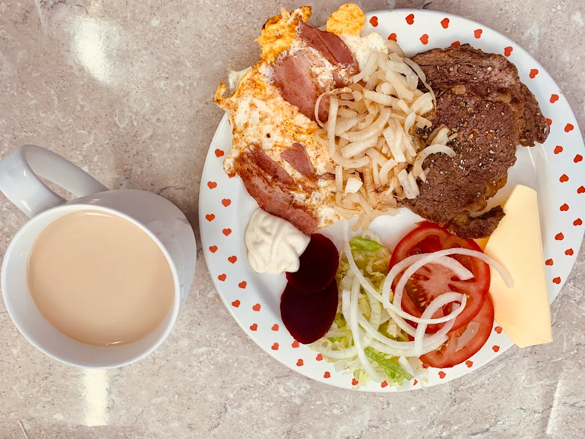 Highlights, Red Rose Cafe
