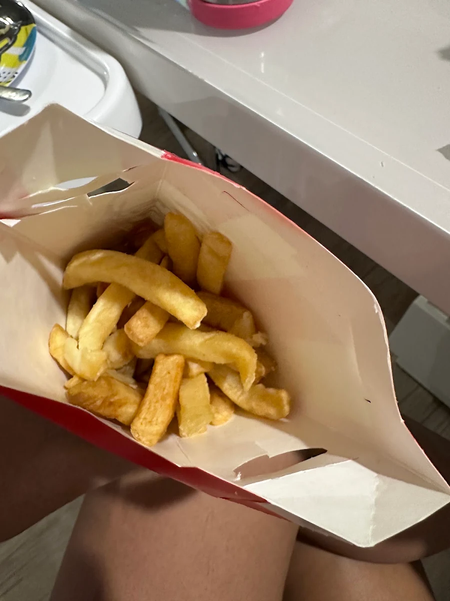 Large Chips, KFC Ashmore