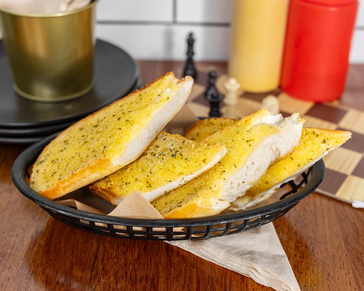 Garlic Bread, Manhattan Lane