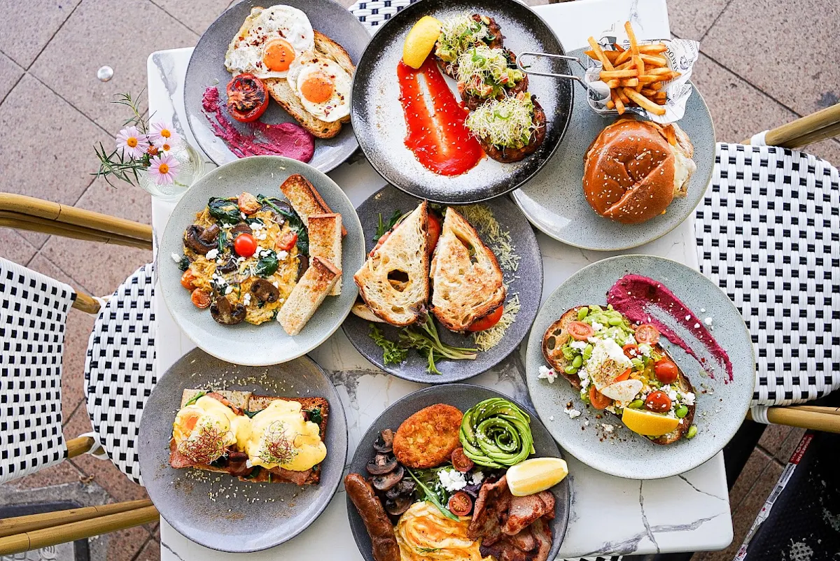 Highlights, Rose Bay Cafe