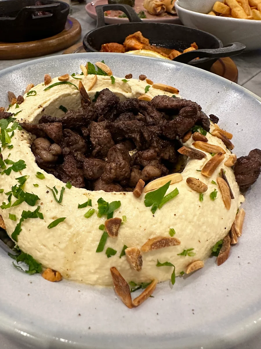 Hummus Bil Lahme