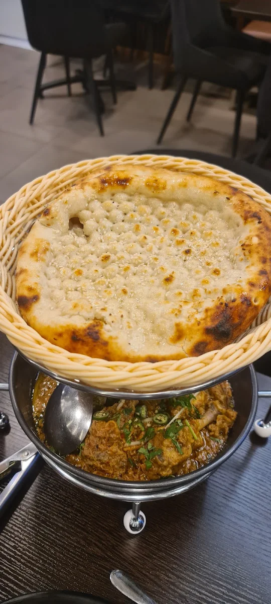 Highlights, Lahori khabbay Restaurant (Open till late at night)