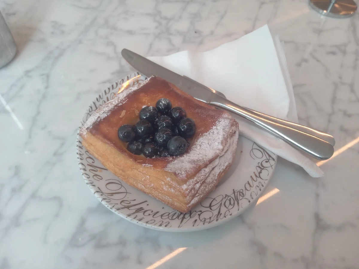 Highlights, Laurent Bakery Albert Park
