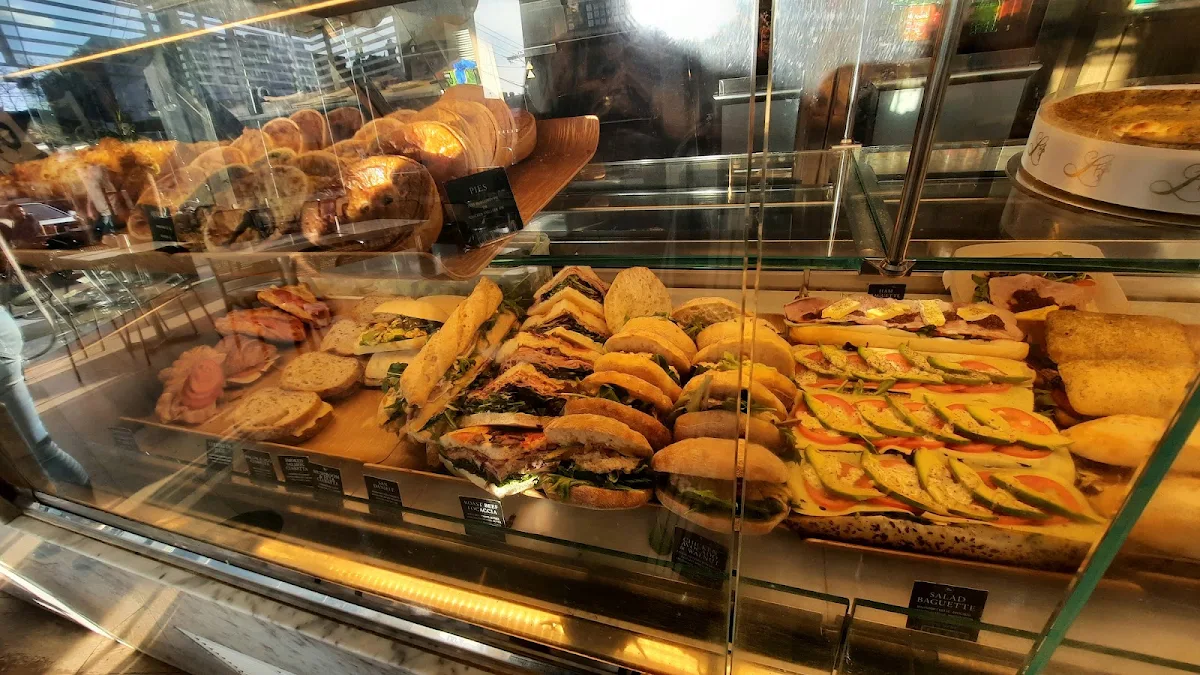 Highlights, Laurent Bakery Albert Park