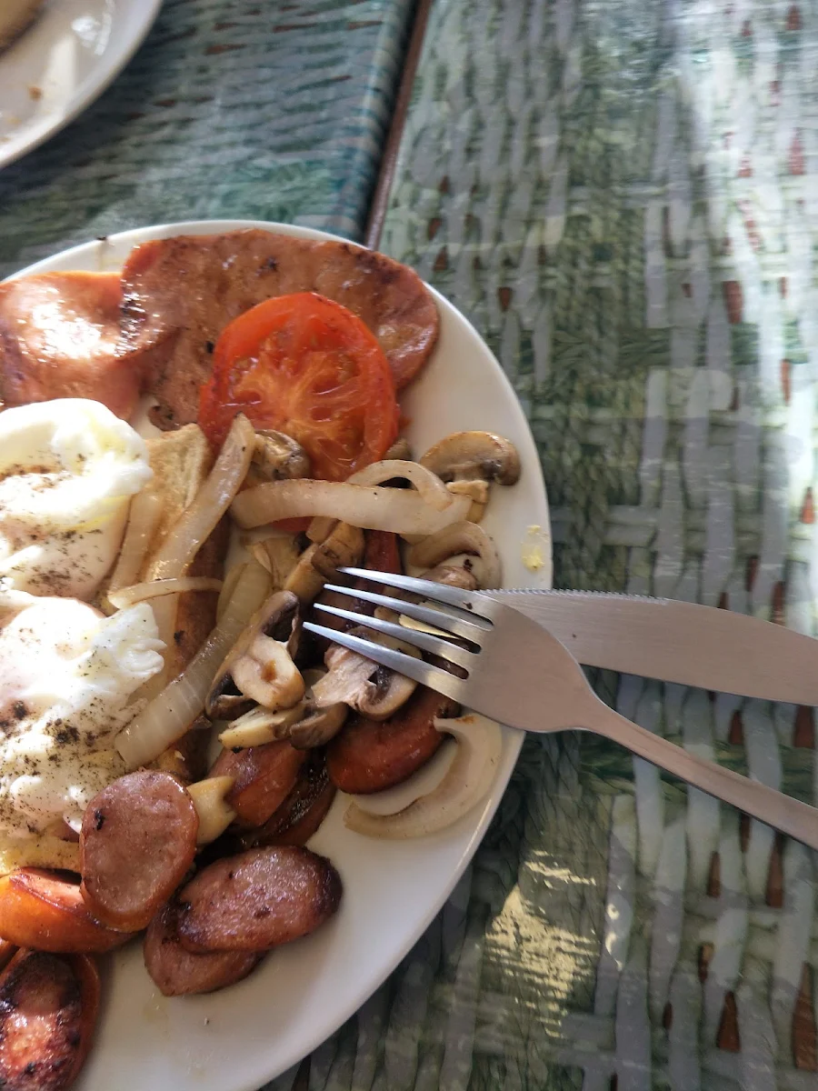 Highlights, The Big Apple Cafe