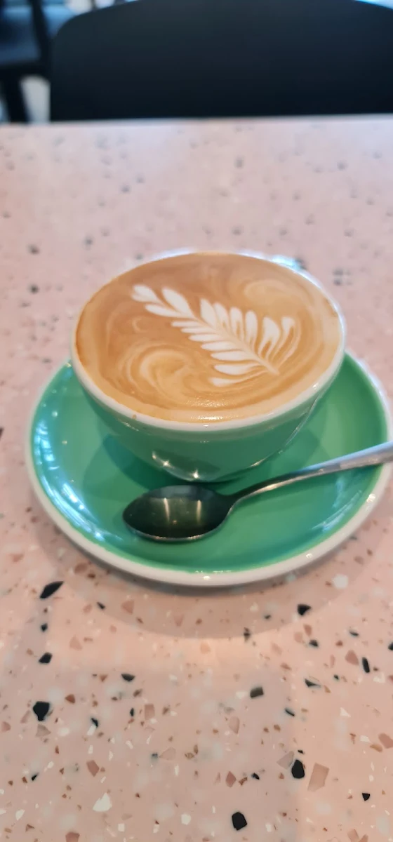 Flat White, Husky Coffee