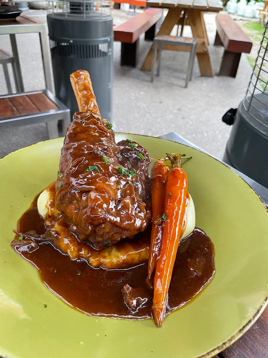 Lamb Shank, Mr Brooks Stonegrill & Bar